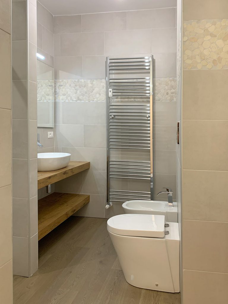 Appartamento Via Licinio (UD) - Bagno dopo la ristrutturazione