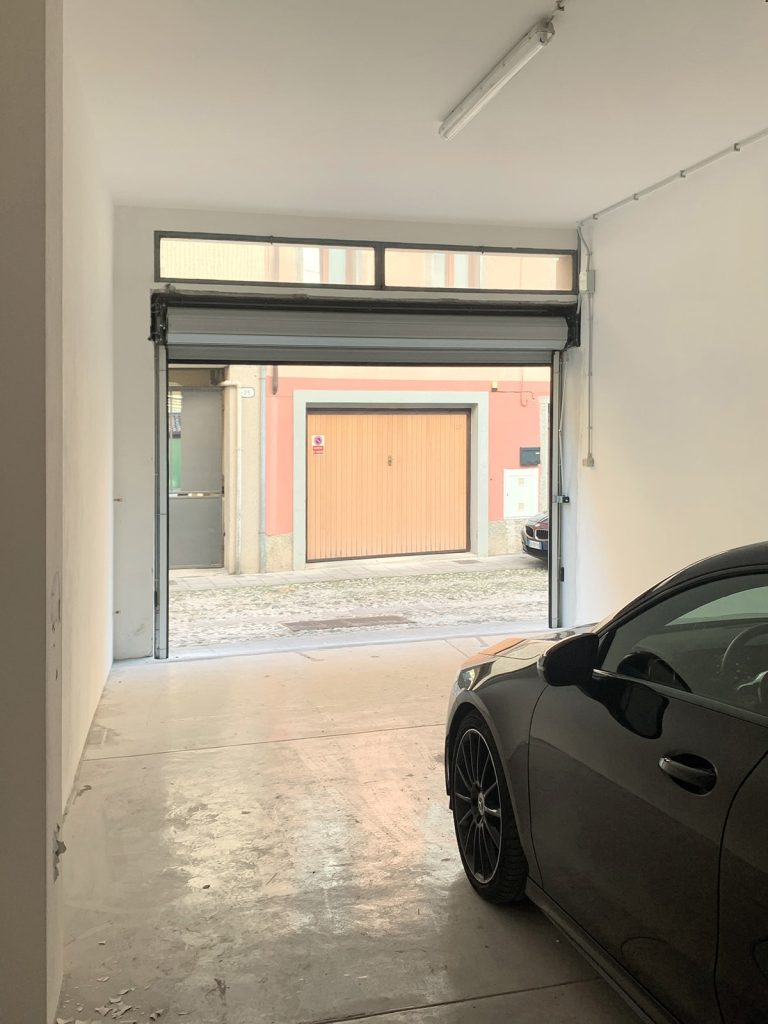 Garage doppio in via del freddo (UD) - Interno dopo il cambio di destinazione da ufficio a autorimessa