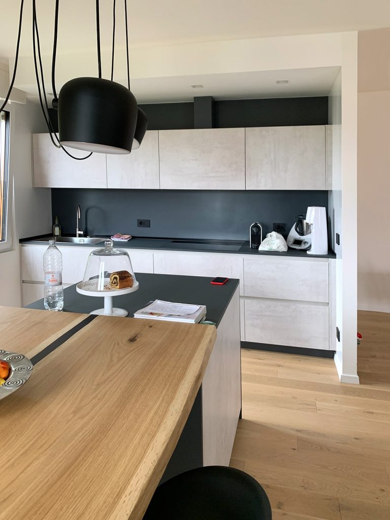 Appartamento viale Venezia (UD) - Ex camera matrimoniale trasformata in cucina dopo la ristrutturazione
